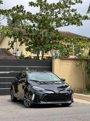 Toyota Corolla SE (1.8L 4cyl 6M) 2019 Black for sale