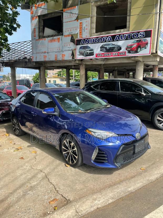 Toyota Corolla SE (1.8L 4cyl 2A) 2019 Blue