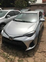 Toyota Corolla SE (1.8L 4cyl 6M) 2019 Silver for sale