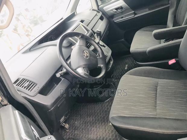 Toyota Voxy 2012 Black