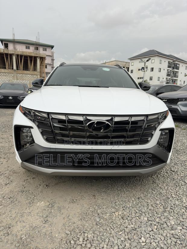 Hyundai Tucson XRT 2024 White
