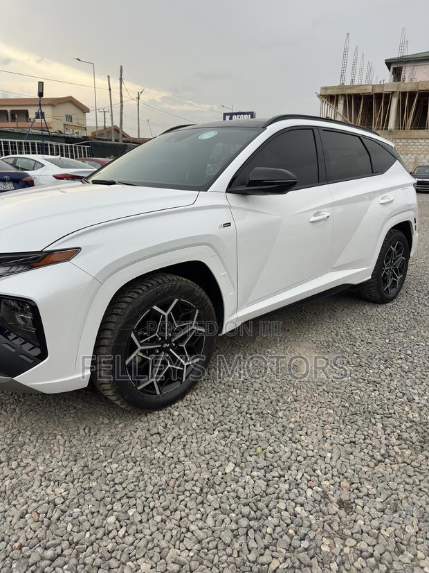 Hyundai Tucson XRT 2024 White