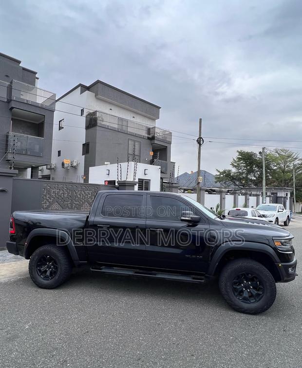 Dodge RAM 1500 6.2 Petrol AWD 2022 Black