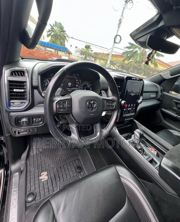 Dodge RAM 1500 6.2 Petrol AWD 2022 Black