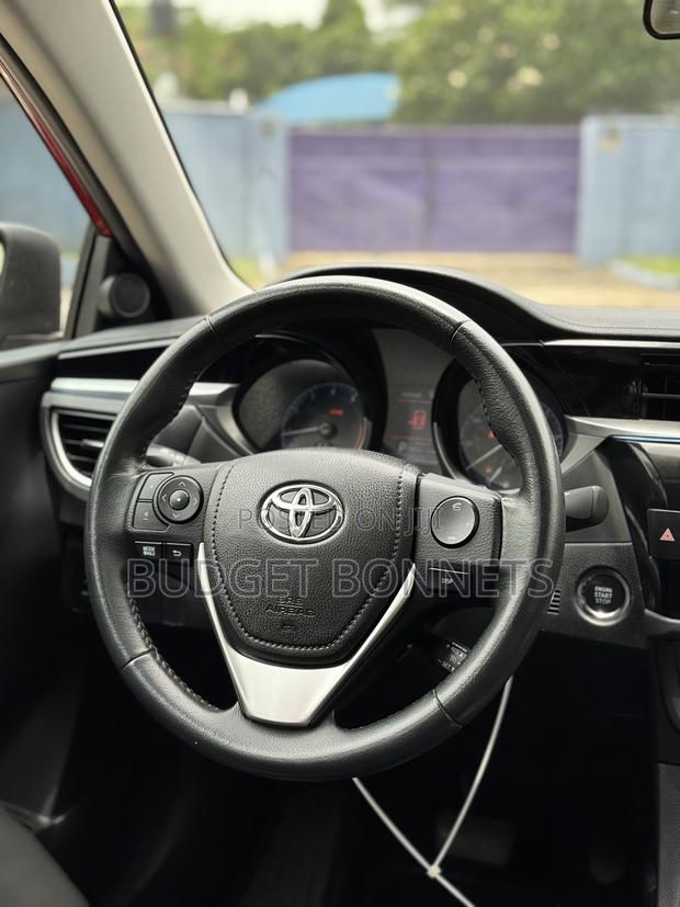 Toyota Corolla S 4dr Sedan (1.8L 4cyl CVT) 2015 Red