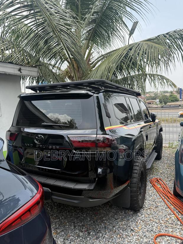 New Toyota Land Cruiser 3.3 Diesel 4WD 2022 Black