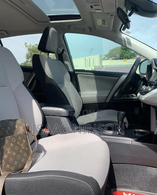 Toyota RAV4 2018 Silver