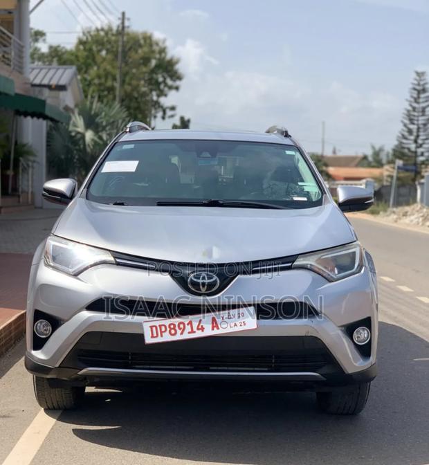 Toyota RAV4 2018 Silver