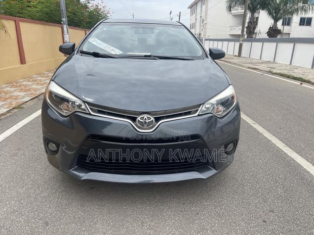 Toyota Corolla 2016 Gray
