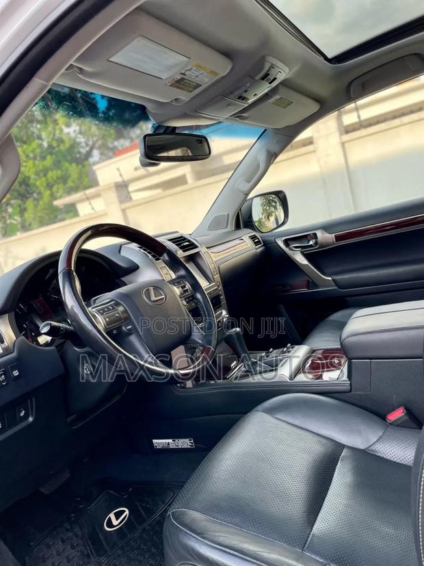 Lexus GX 460 Luxury 2019 White
