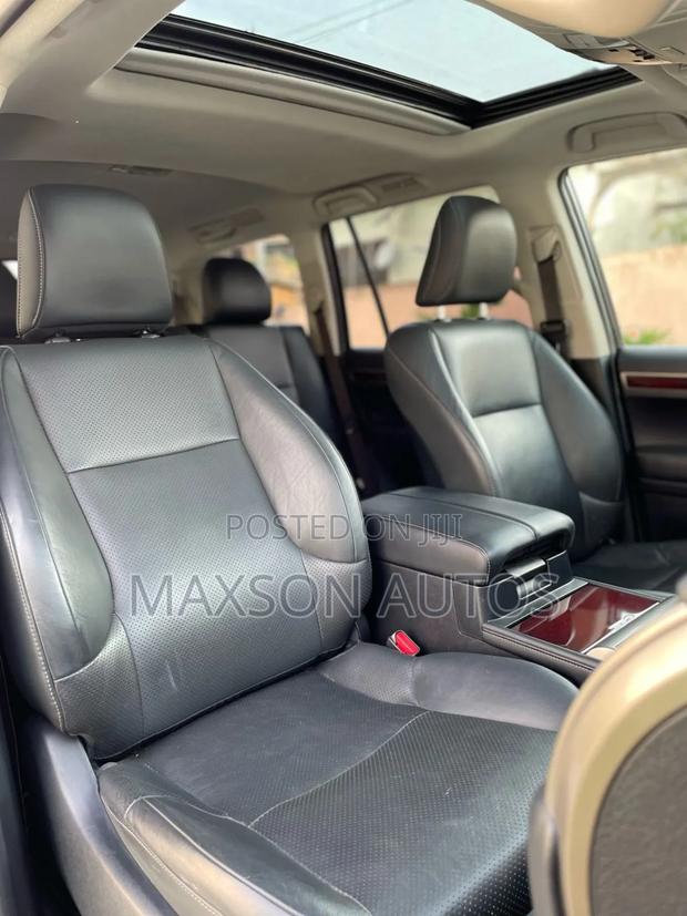 Lexus GX 460 Luxury 2019 White