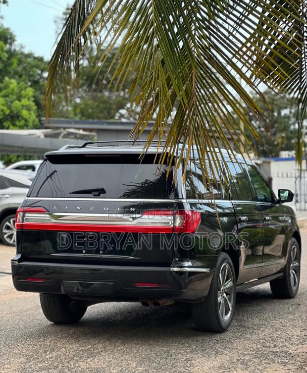 Lincoln Navigator 2023 Black