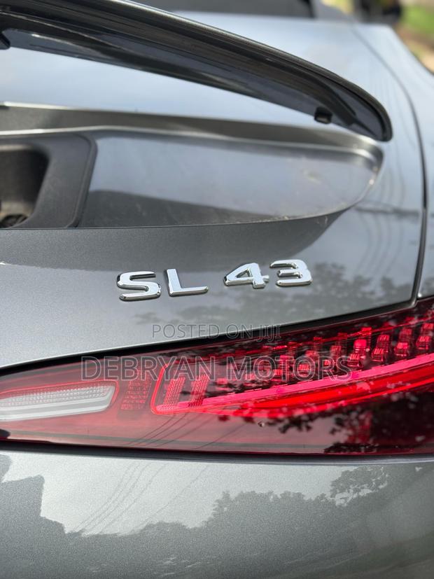 New Mercedes-Benz SL-Class 2024 Gray
