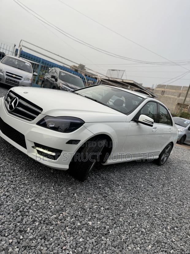 Mercedes-Benz C250 2014 White