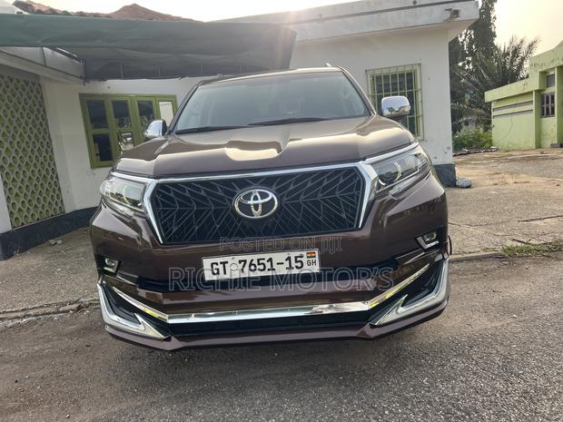 Toyota Land Cruiser Prado 2.8 D-4D 2015 Brown