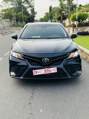 Toyota Camry SE FWD (2.5L 4cyl 8AM) 2018 Black for sale
