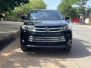 Toyota Highlander LE 2019 Black for sale