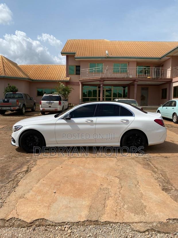 Mercedes-Benz C300 Sport 4Matic Sedan AWD (2.0L 4cyl 7A) 2017 White