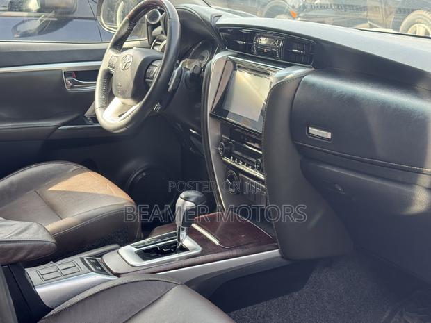 Toyota Fortuner 3.0 D Turbo RWD 2019 Black