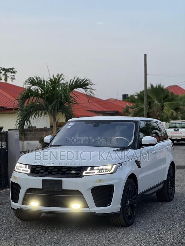 Land Rover Range Rover Sport SE 4x4 (3.0L 6cyl 8A) 2017 White