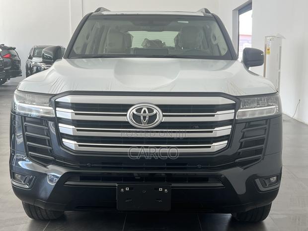 New Toyota Land Cruiser 2022 Black