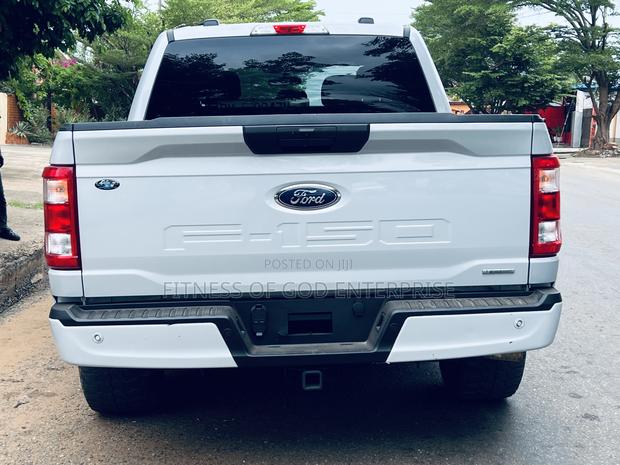 Ford F-150 XL 2021 White