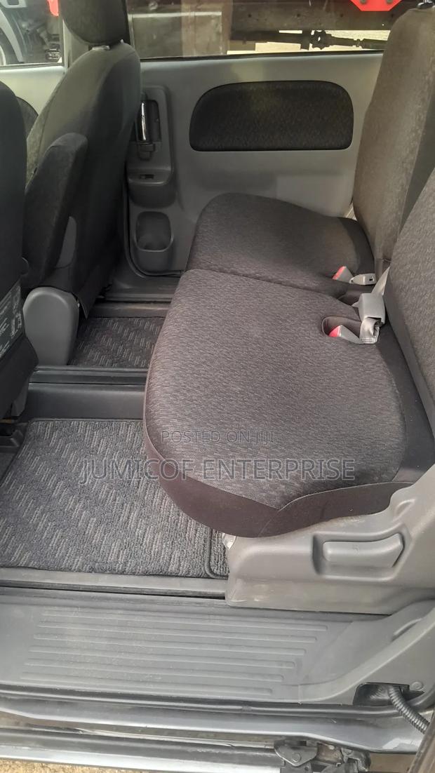 Toyota Sienta 1.5 FWD 2013 Gray