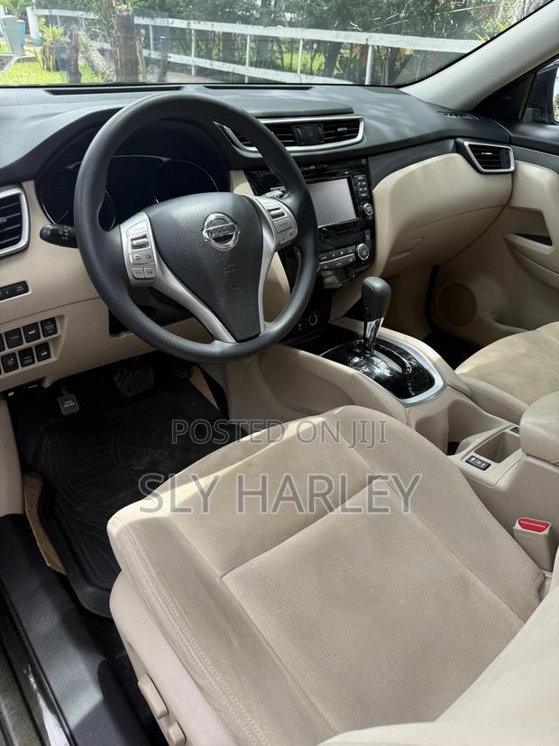 Nissan Rogue SV AWD 2016 Green
