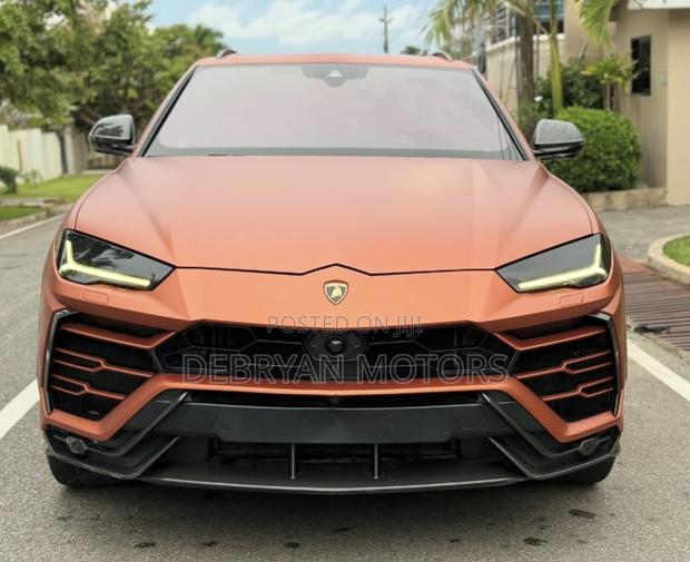 Lamborghini Urus Base 2019 Orange