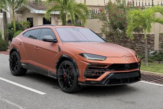 Lamborghini Urus Base 2019 Orange