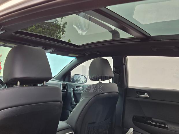Kia Sportage 2022 Silver