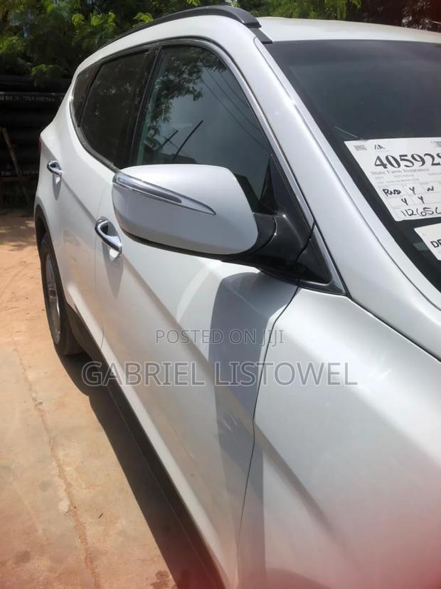 Hyundai Santa Fe Limited Ultimate AWD 2018 White