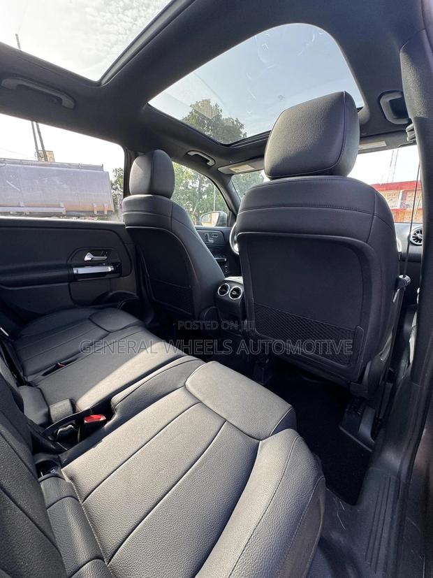 Mercedes-Benz GLB-Class GLB 250 4MATIC 2020 Gray