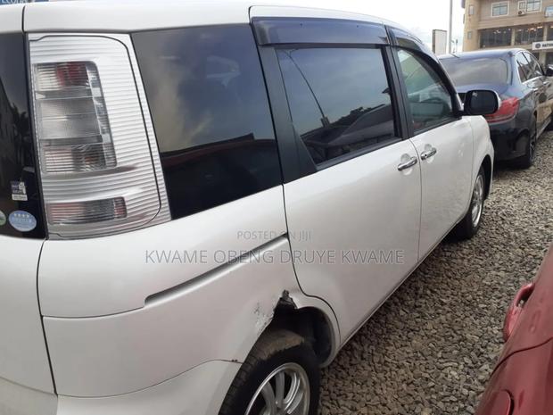Toyota Sienta 1.5 FWD 2014 White