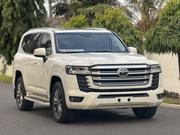 Toyota Land Cruiser 3.5 Petrol 4WD 2022 White for sale
