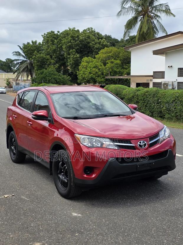 Toyota RAV4 LE 4dr SUV AWD (2.5L 4cyl 6A) 2015 Red