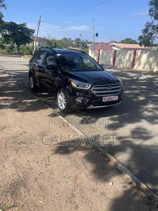 Ford Escape Titanium FWD 2017 Black