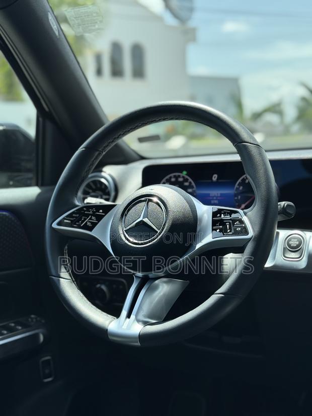 Mercedes-Benz GLB-Class 2024 Black