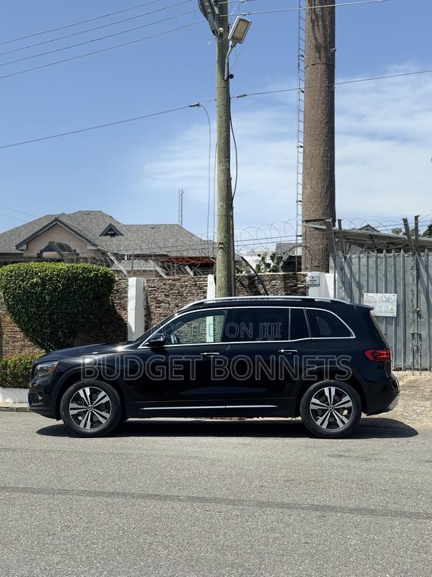Mercedes-Benz GLB-Class 2024 Black