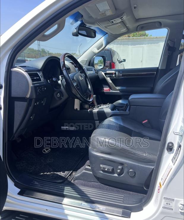 Lexus GX 460 Luxury 2019 White