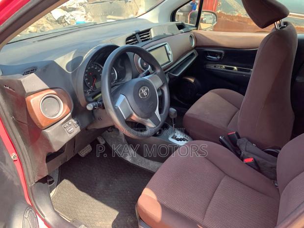 Toyota Vitz 1.3 AWD 3dr 2012 Pink
