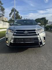 Toyota Highlander XLE 4x4 V6 (3.5L 6cyl 8A) 2018 Silver for sale