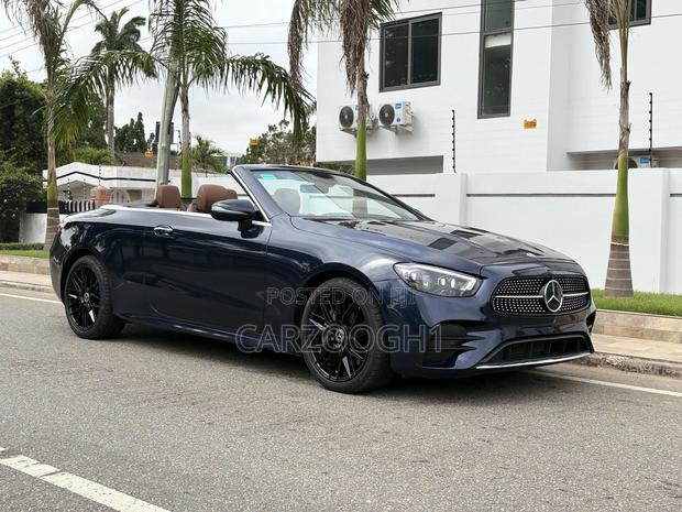 Mercedes-Benz E450 2020 Blue