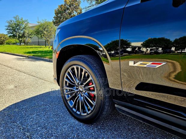 Cadillac Escalade 2024 Black