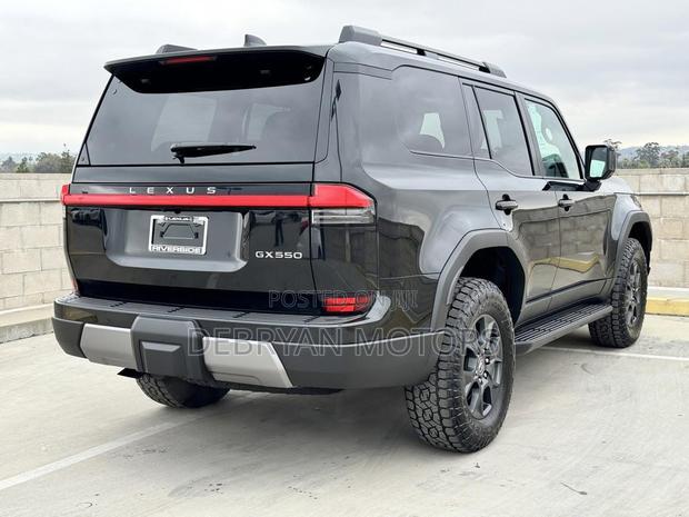 Lexus GX 550h Hybrid AWD 2024 Black