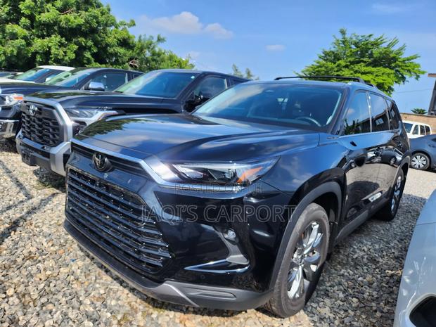 Toyota Highlander Limited AWD 2024 Black