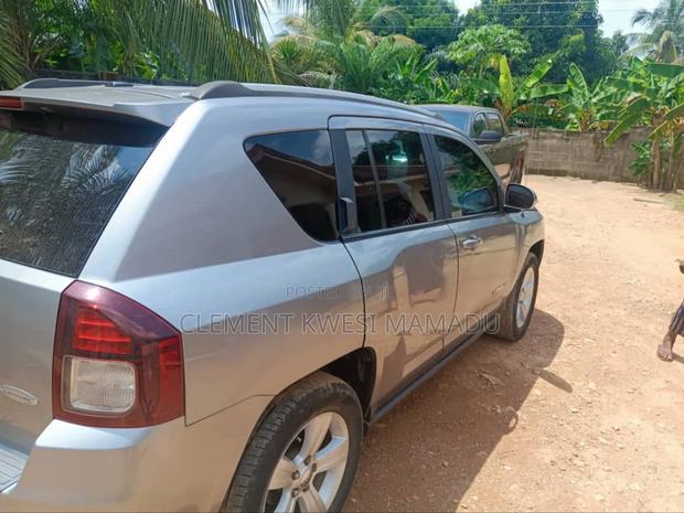 Jeep Compass Latitude 4x4 2016 Gray