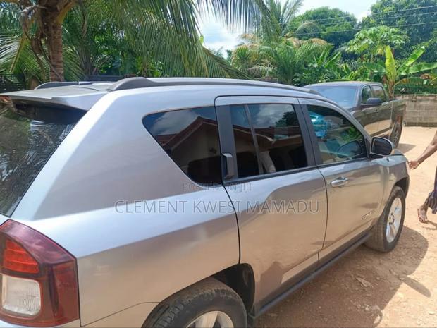Jeep Compass Latitude 4x4 2016 Gray