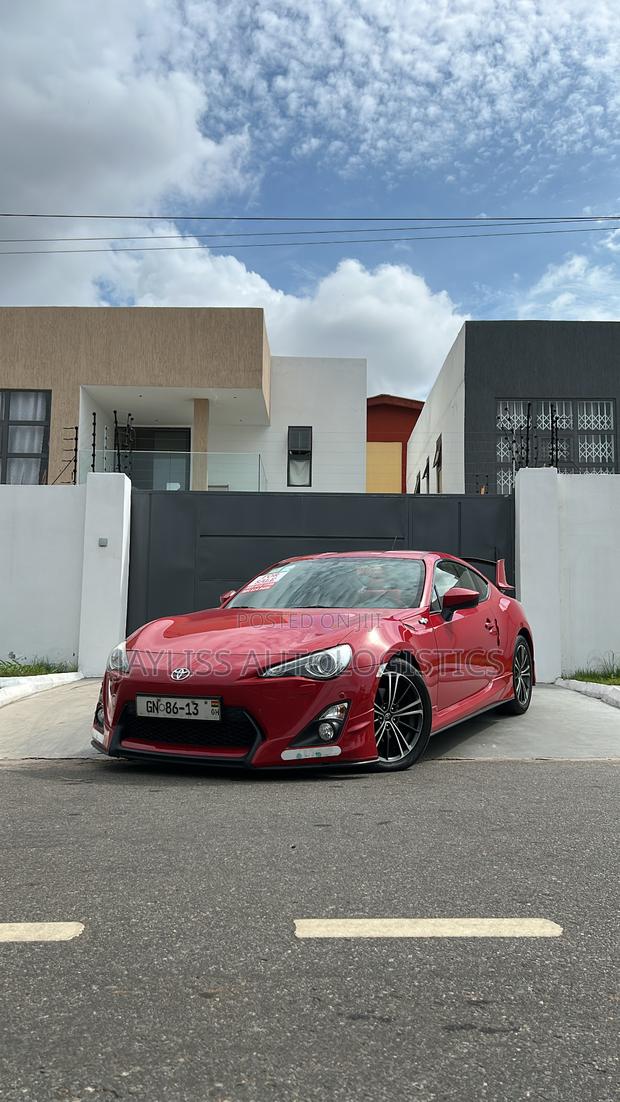 Toyota GT86 GT 2013 Red