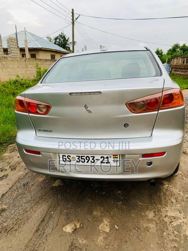 Mitsubishi Lancer 2015 Silver